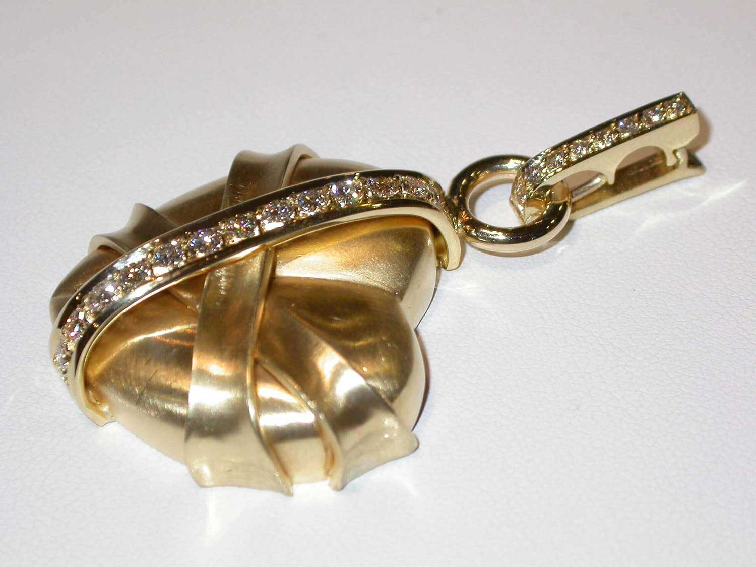 diamond brooch pendant-3
